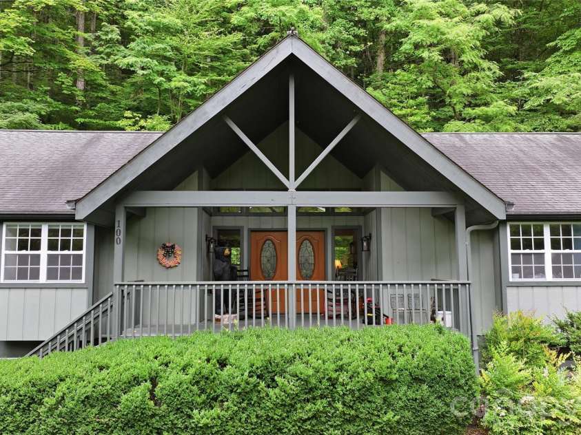 100 Foresthill Lane, Whittier, NC 28789.  MLS# CAR4397403, YatesRealty ID 35624. 