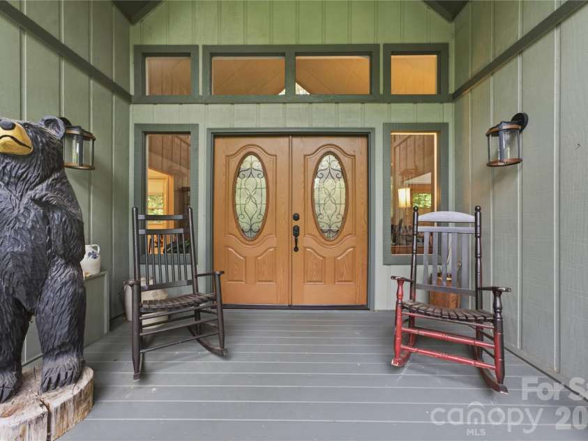 100 Foresthill Lane, Whittier, NC 28789.  MLS# CAR4397403, YatesRealty ID 35624. 