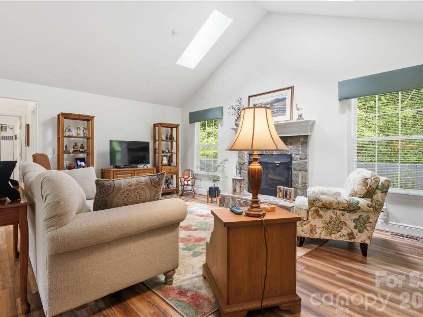 100 Foresthill Lane, Whittier, NC 28789.  MLS# CAR4397403, YatesRealty ID 35624. 