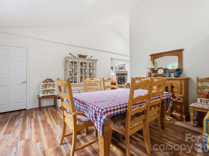 100 Foresthill Lane, Whittier, NC 28789.  MLS# CAR4397403, YatesRealty ID 35624. 