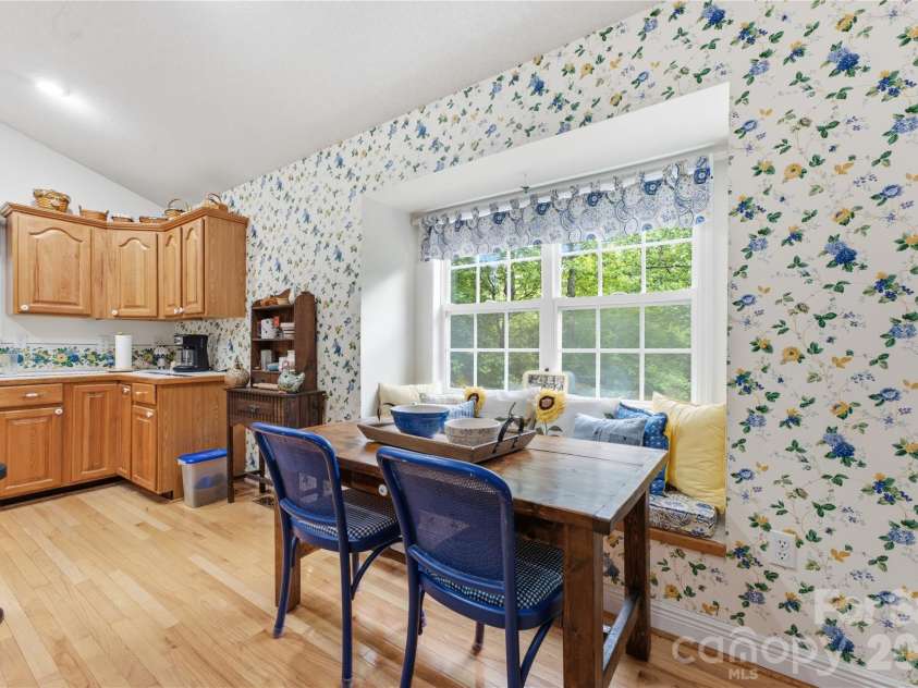 100 Foresthill Lane, Whittier, NC 28789.  MLS# CAR4397403, YatesRealty ID 35624. 