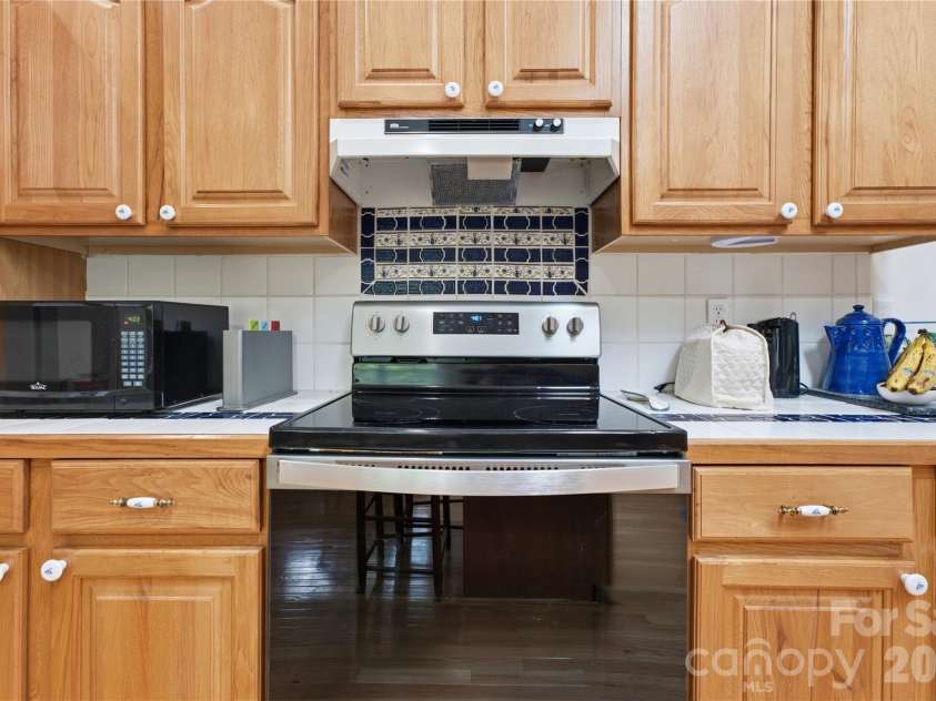100 Foresthill Lane, Whittier, NC 28789.  MLS# CAR4397403, YatesRealty ID 35624. 
