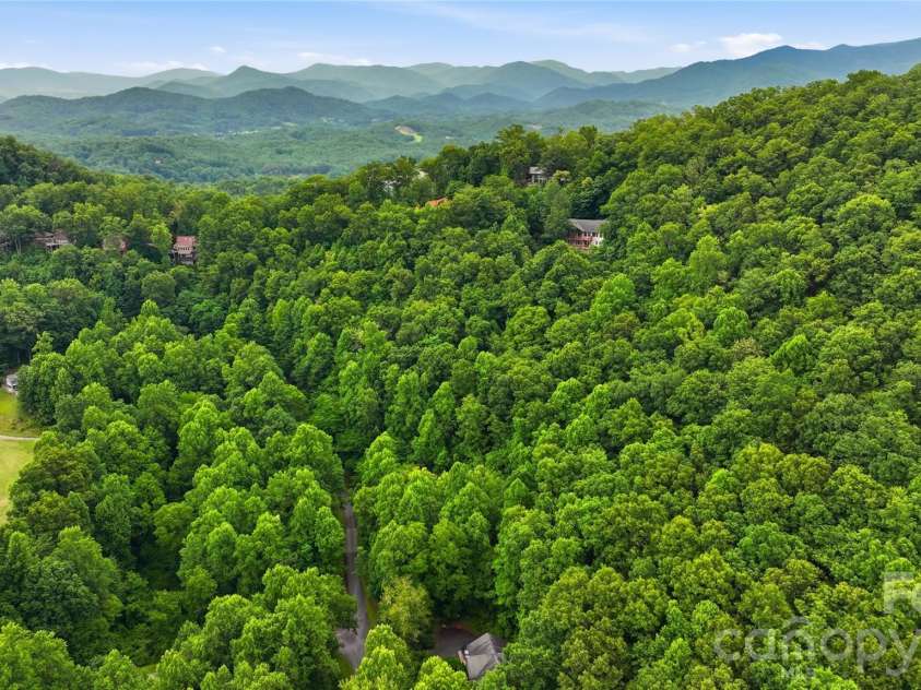 100 Foresthill Lane, Whittier, NC 28789.  MLS# CAR4397403, YatesRealty ID 35624. 