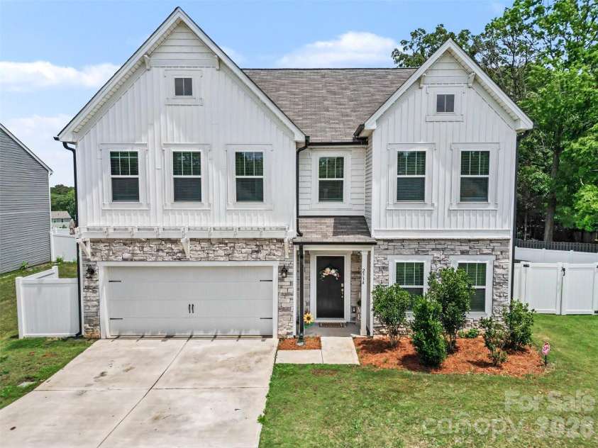 2334 Waverly Drive, Monroe, NC 28112.  MLS# CAR4420512, YatesRealty ID 35625. 