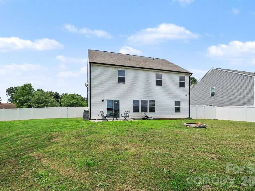 2334 Waverly Drive, Monroe, NC 28112.  MLS# CAR4420512, YatesRealty ID 35625. 