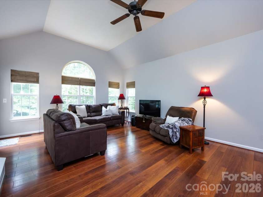 1423 Piper Court, Concord, NC 28025.  MLS# CAR4376412, YatesRealty ID 35626. 