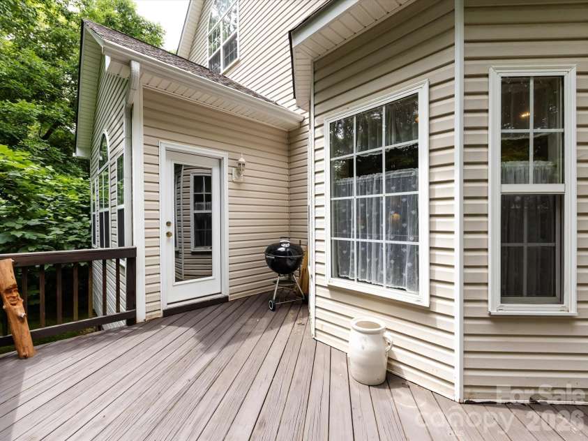 1423 Piper Court, Concord, NC 28025.  MLS# CAR4376412, YatesRealty ID 35626. 