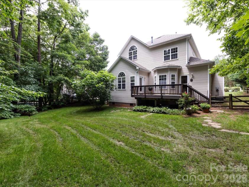 1423 Piper Court, Concord, NC 28025.  MLS# CAR4376412, YatesRealty ID 35626. 