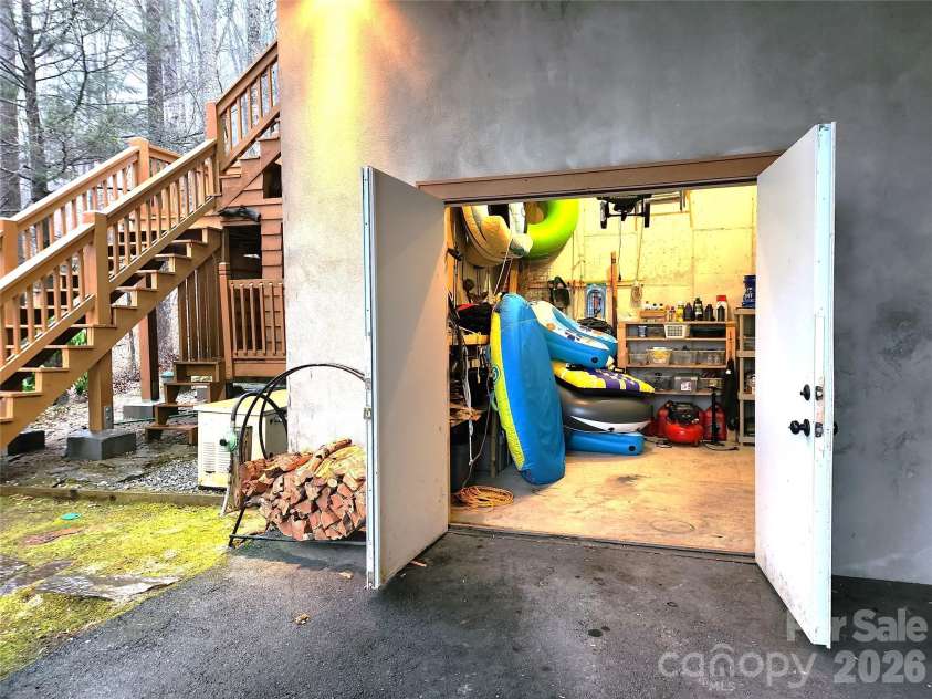 317 Von Trapp Lane, Tuckasegee, NC 28783.  MLS# CAR4401631, YatesRealty ID 35628. 