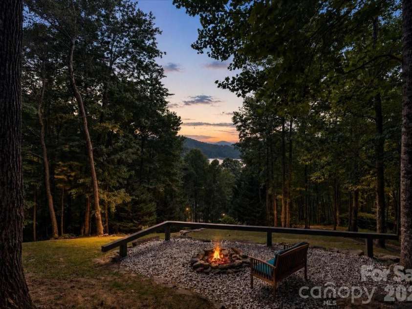 317 Von Trapp Lane, Tuckasegee, NC 28783.  MLS# CAR4401631, YatesRealty ID 35628. 