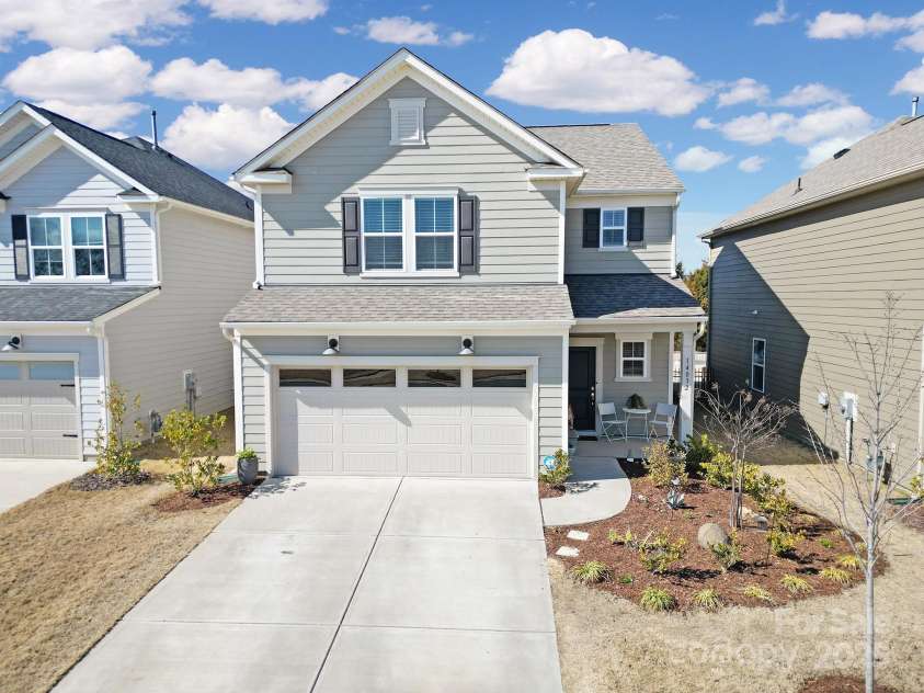14032 Canemeadow Drive, Charlotte, NC 28278.  MLS# CAR4225614, YatesRealty ID 3563. 