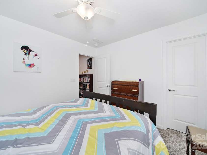 14032 Canemeadow Drive, Charlotte, NC 28278.  MLS# CAR4225614, YatesRealty ID 3563. 