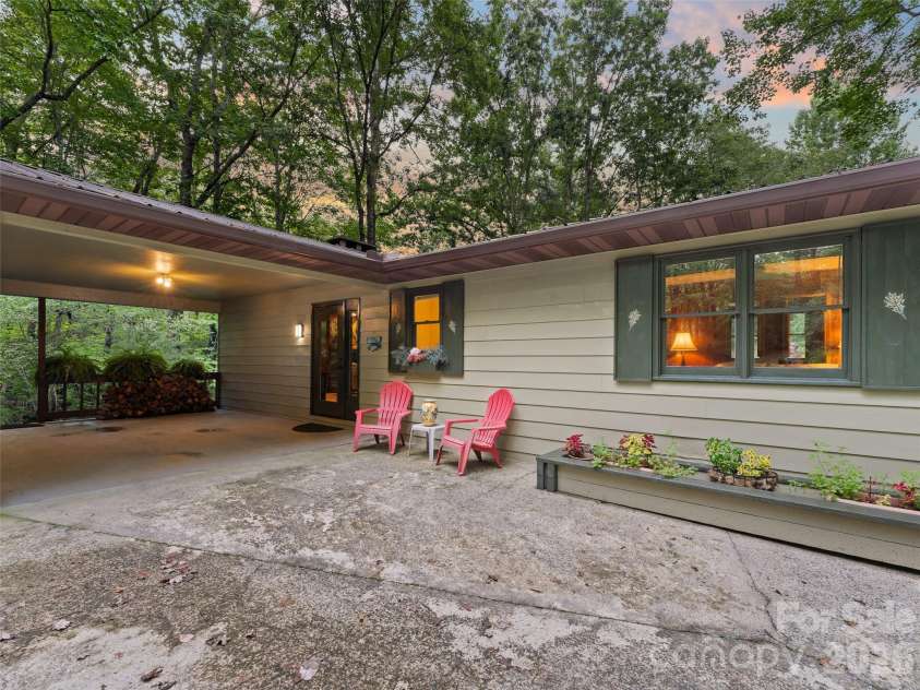 219 Kentwood Lane, Pisgah Forest, NC 28768.  MLS# CAR4342997, YatesRealty ID 3563. 