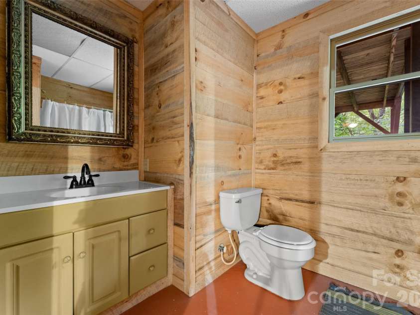 219 Kentwood Lane, Pisgah Forest, NC 28768.  MLS# CAR4342997, YatesRealty ID 3563. 