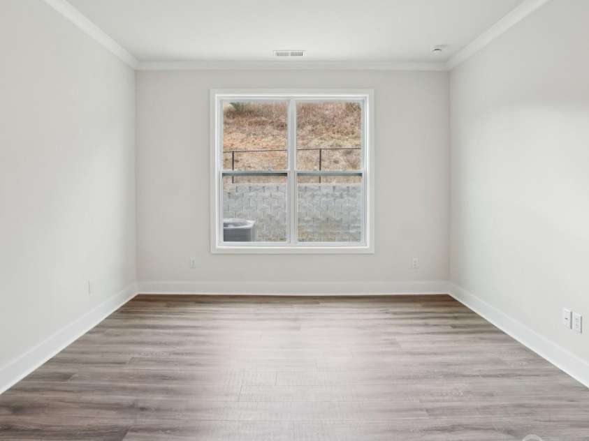 204 Driscoll Way, Weaverville, NC 28787.  MLS# CAR4400553, YatesRealty ID 35631. Photos are representative