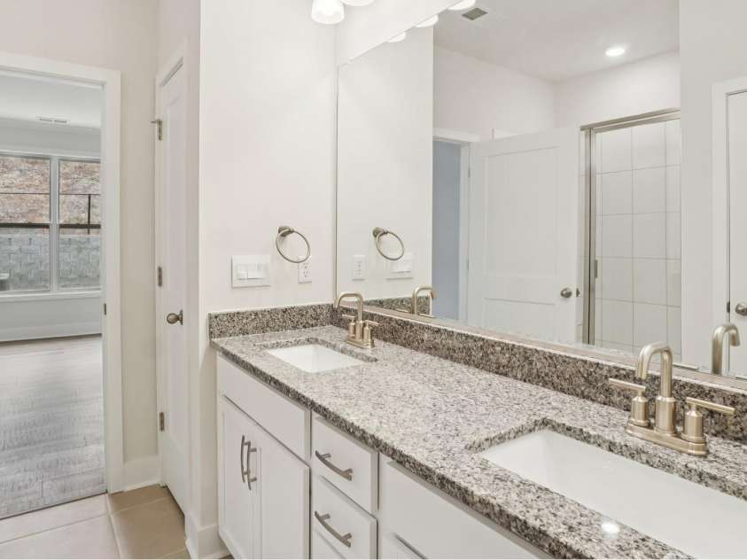 204 Driscoll Way, Weaverville, NC 28787.  MLS# CAR4400553, YatesRealty ID 35631. Photos are representative