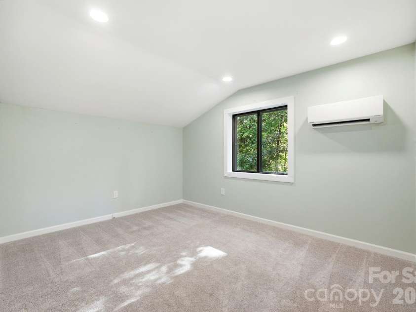 127 Rustic Way Lane, Mooresville, NC 28117.  MLS# CAR4387871, YatesRealty ID 35632. 