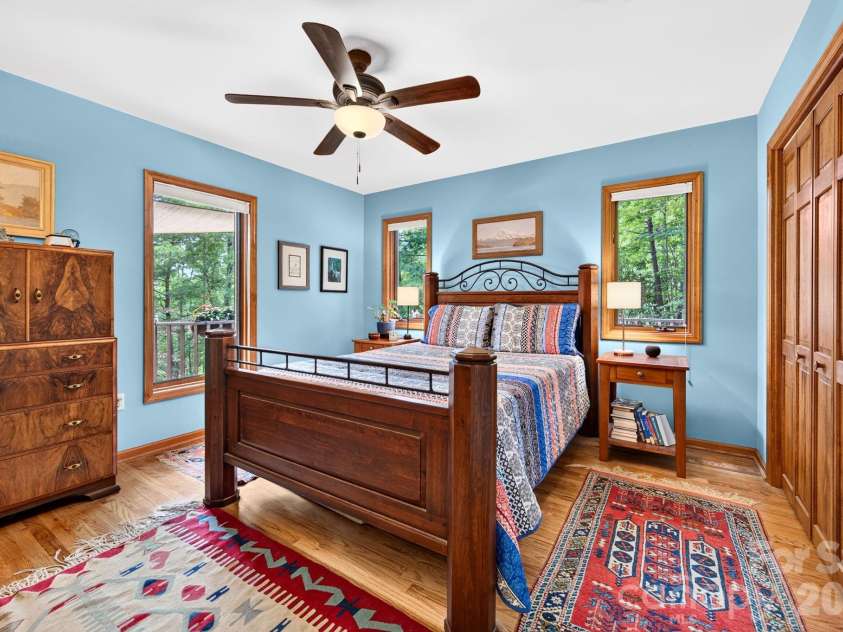 127 Woodburn Drive, Swannanoa, NC 28778.  MLS# CAR4392652, YatesRealty ID 35633. 