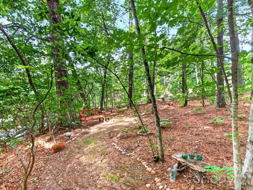 127 Woodburn Drive, Swannanoa, NC 28778.  MLS# CAR4392652, YatesRealty ID 35633. 