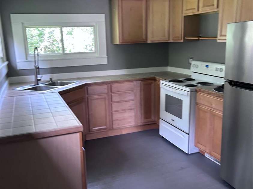 12 Penley Avenue, Asheville, NC 28804.  MLS# CAR4379338, YatesRealty ID 35634. 