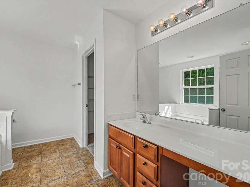 107 Arcadian Way, Mooresville, NC 28117.  MLS# CAR4394549, YatesRealty ID 35635. Primary bath room
