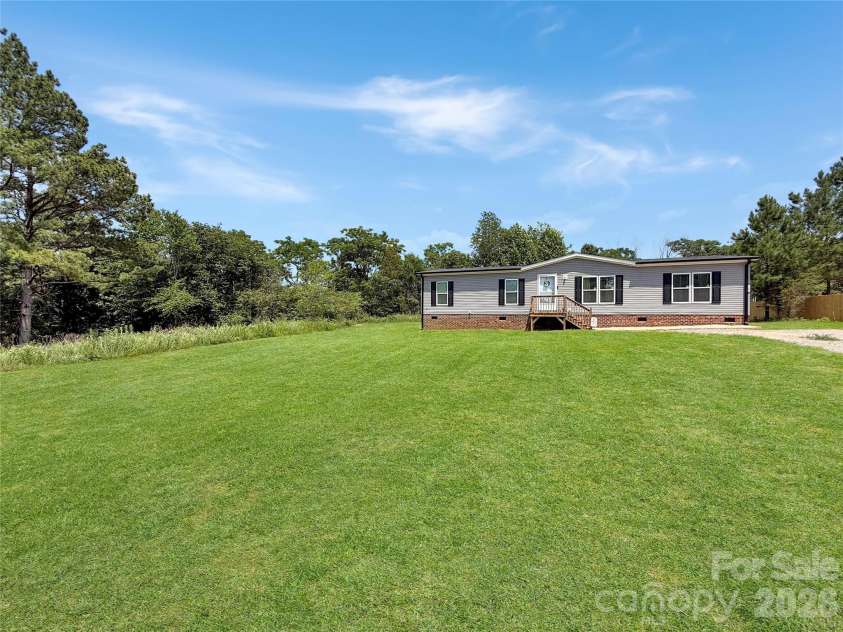 206 Fairchase Circle, Stony Point, NC 28678.  MLS# CAR4395945, YatesRealty ID 35639. 
