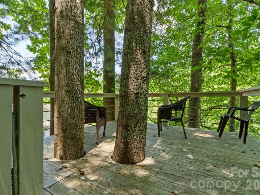 189 Poverty Branch Road, Barnardsville, NC 28709.  MLS# CAR4354105, YatesRealty ID 3564. 