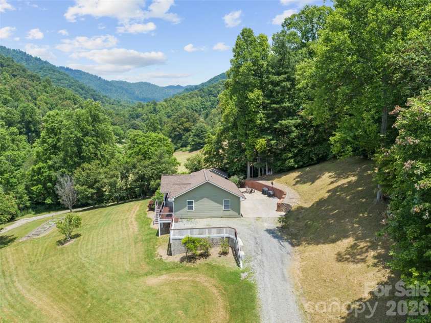 189 Poverty Branch Road, Barnardsville, NC 28709.  MLS# CAR4354105, YatesRealty ID 3564. 