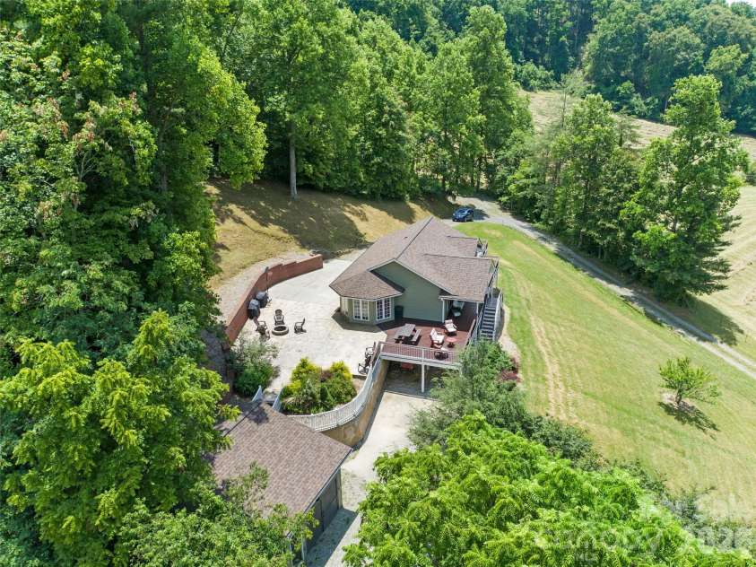 189 Poverty Branch Road, Barnardsville, NC 28709.  MLS# CAR4354105, YatesRealty ID 3564. 