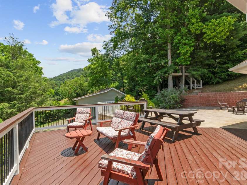189 Poverty Branch Road, Barnardsville, NC 28709.  MLS# CAR4354105, YatesRealty ID 3564. Deck