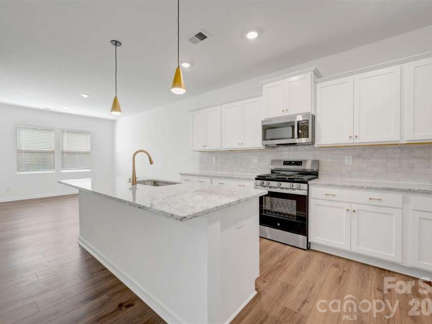 1550 Kate Cecil Way, York, SC 29745.  MLS# CAR4400872, YatesRealty ID 35642. Kitchen