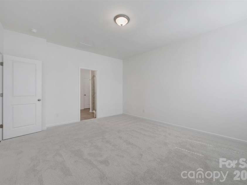 1550 Kate Cecil Way, York, SC 29745.  MLS# CAR4400872, YatesRealty ID 35642. Owner's suite