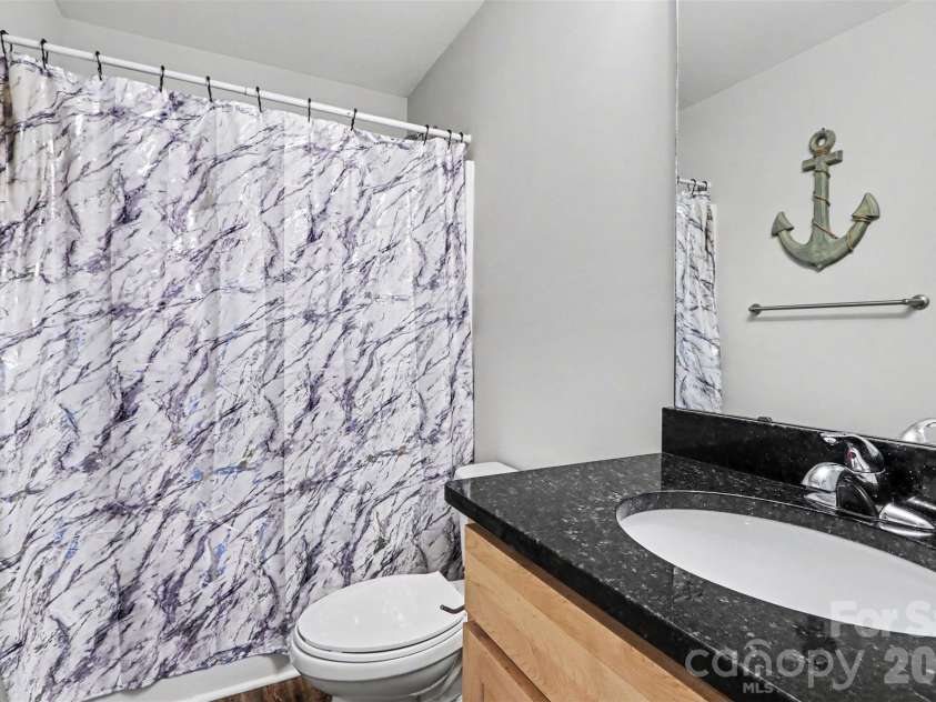 6555 Wedron Court, Charlotte, NC 28216.  MLS# CAR4399510, YatesRealty ID 35644. 