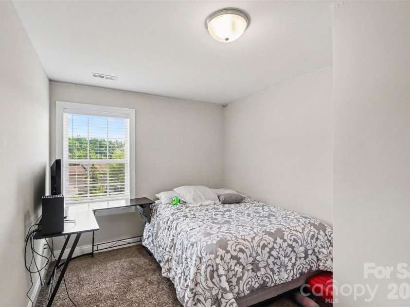 6555 Wedron Court, Charlotte, NC 28216.  MLS# CAR4399510, YatesRealty ID 35644. 