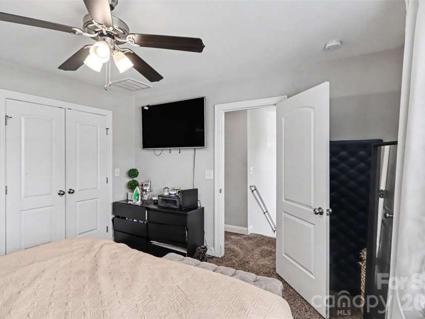 6555 Wedron Court, Charlotte, NC 28216.  MLS# CAR4399510, YatesRealty ID 35644. 