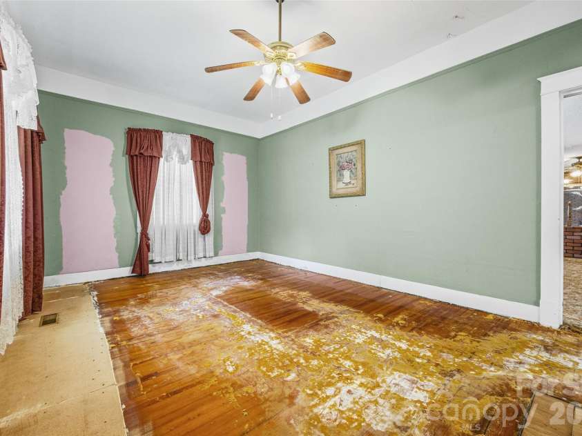 14 Barrow Street, Rock Hill, SC 29730.  MLS# CAR4401300, YatesRealty ID 35645. 