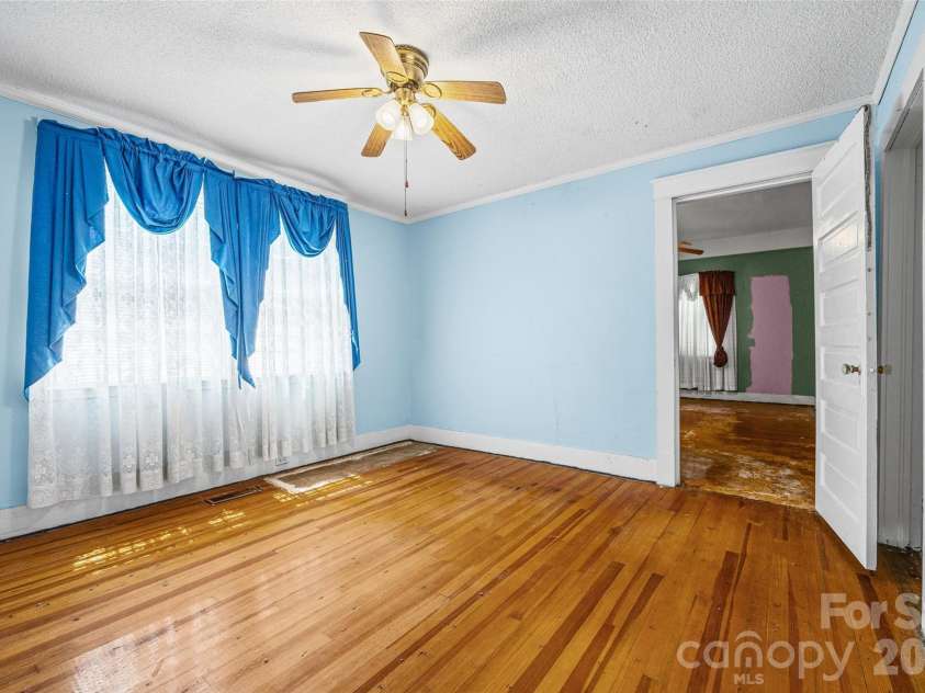 14 Barrow Street, Rock Hill, SC 29730.  MLS# CAR4401300, YatesRealty ID 35645. 