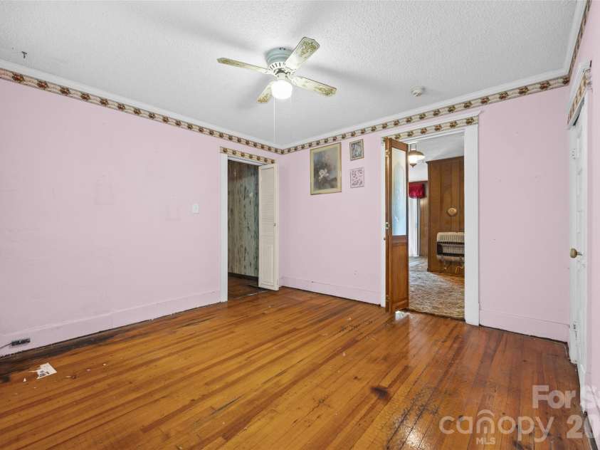 14 Barrow Street, Rock Hill, SC 29730.  MLS# CAR4401300, YatesRealty ID 35645. 