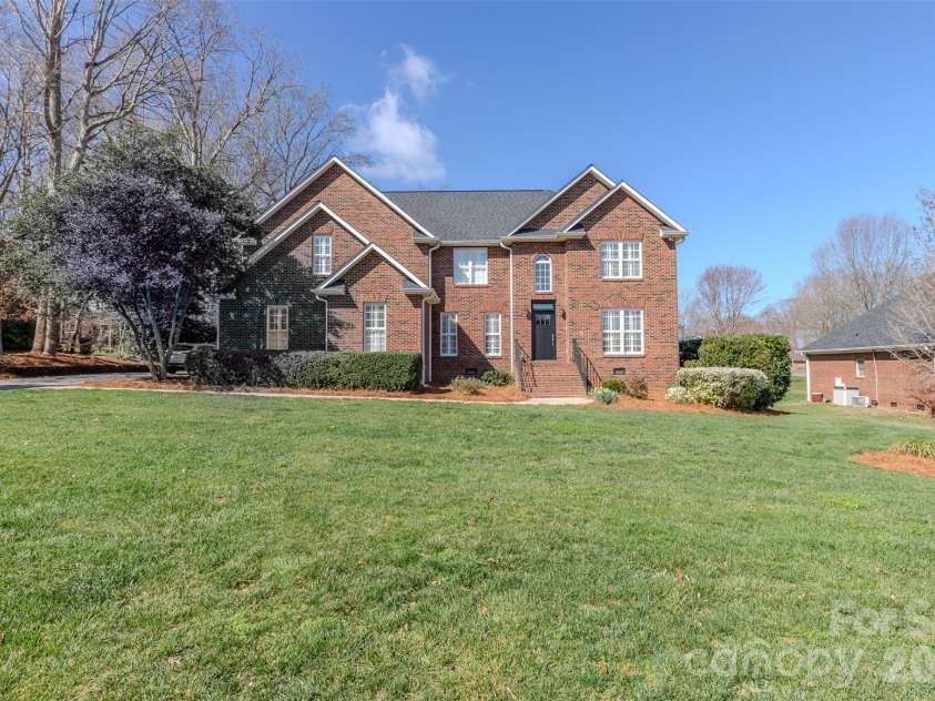 1409 Merrimont Avenue, Kings Mountain, NC 28086.  MLS# CAR4352911, YatesRealty ID 3565. 
