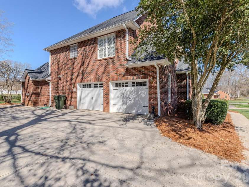 1409 Merrimont Avenue, Kings Mountain, NC 28086.  MLS# CAR4352911, YatesRealty ID 3565. 