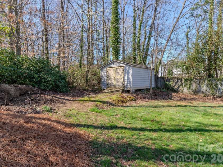 1409 Merrimont Avenue, Kings Mountain, NC 28086.  MLS# CAR4352911, YatesRealty ID 3565. 