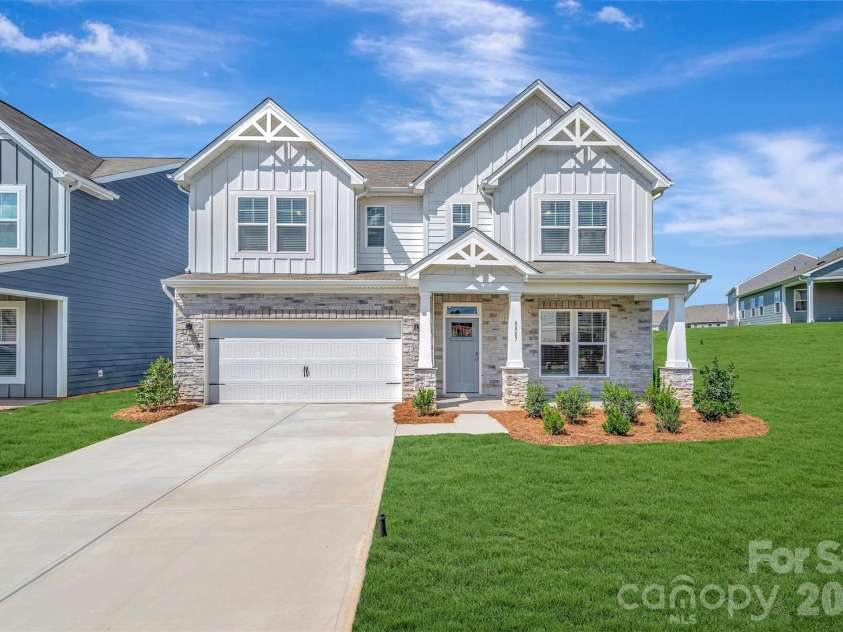 8887 Visgrove Drive, Sherrills Ford, NC 28673.  MLS# CAR4394899, YatesRealty ID 35650. Exterior