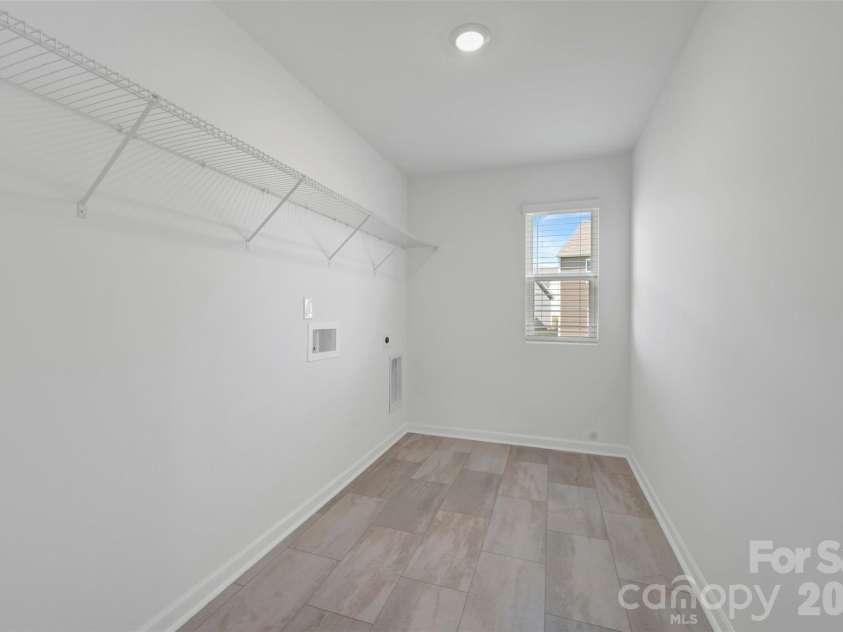 8887 Visgrove Drive, Sherrills Ford, NC 28673.  MLS# CAR4394899, YatesRealty ID 35650. Laundry room