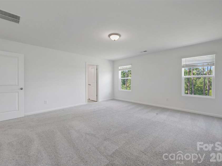 8887 Visgrove Drive, Sherrills Ford, NC 28673.  MLS# CAR4394899, YatesRealty ID 35650. Owner's suite