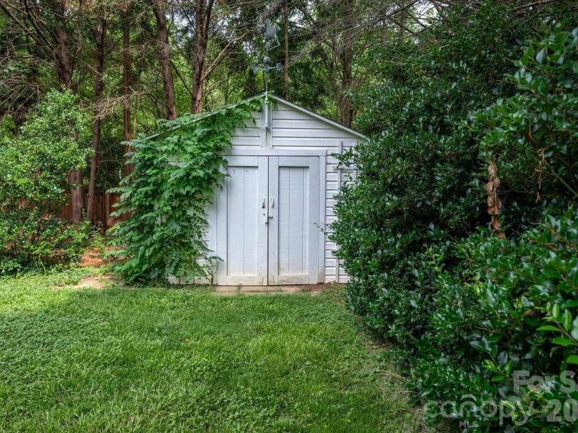 313 Tally Ho Drive, Indian Trail, NC 28079.  MLS# CAR4396756, YatesRealty ID 35652. 