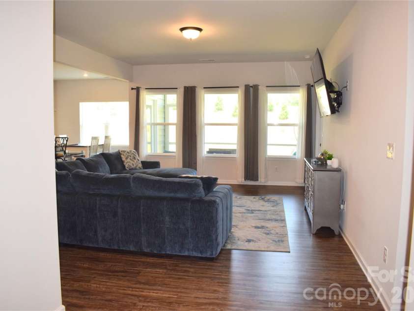 6135 Busch Way, Midland, NC 28107.  MLS# CAR4382758, YatesRealty ID 35653. 