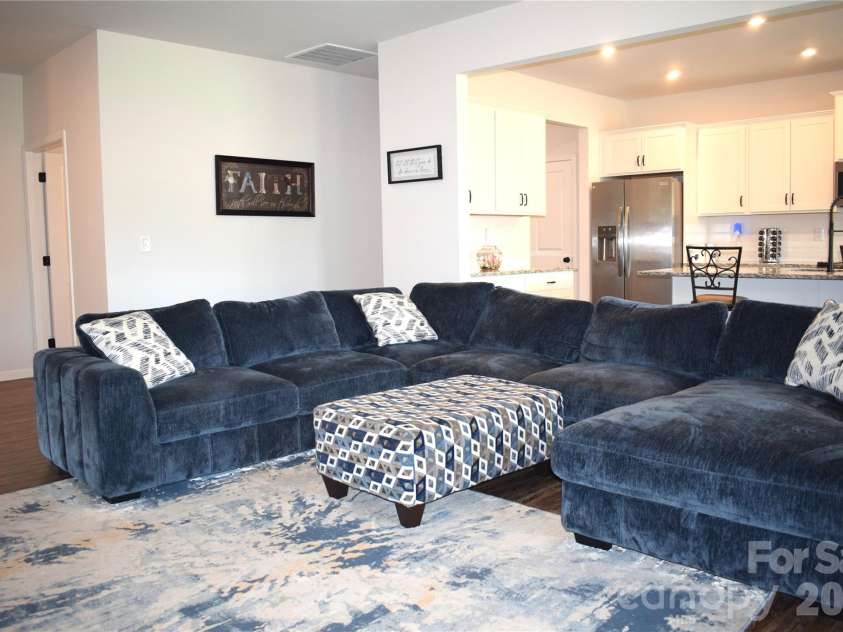 6135 Busch Way, Midland, NC 28107.  MLS# CAR4382758, YatesRealty ID 35653. 