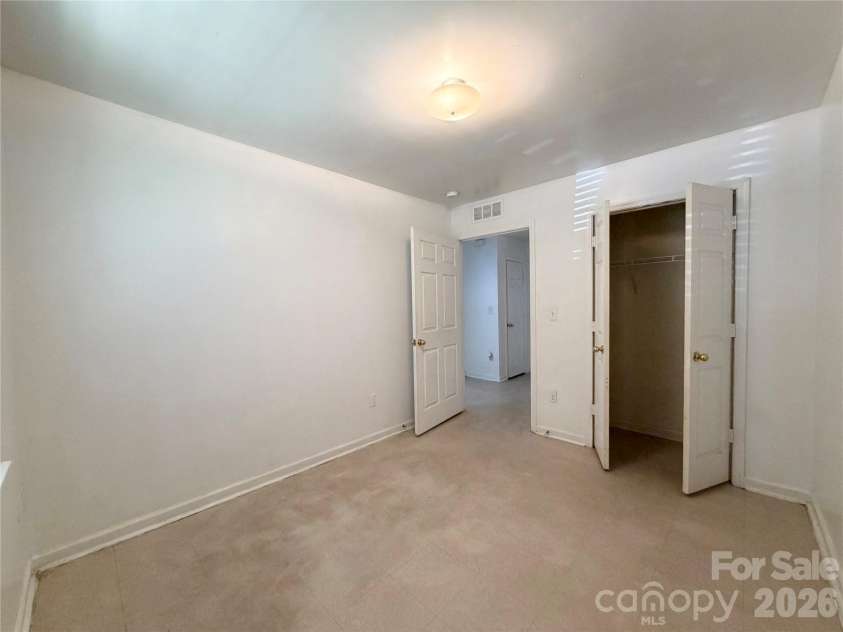3125 Amay James Avenue, Charlotte, NC 28208.  MLS# CAR4400177, YatesRealty ID 35655. 