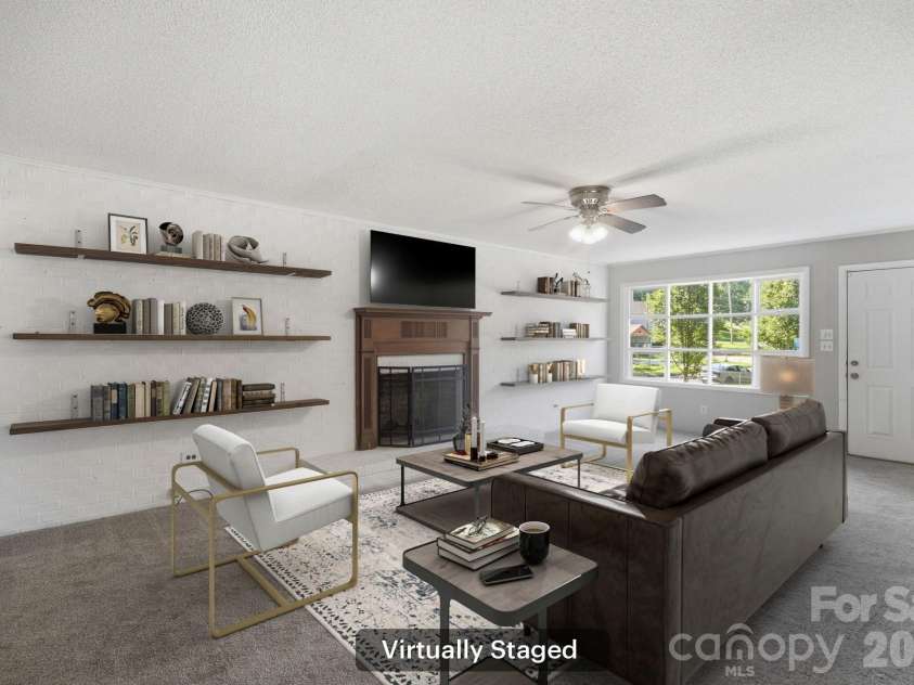 1401 Grovewood Drive, Charlotte, NC 28208.  MLS# CAR4398914, YatesRealty ID 35656. 