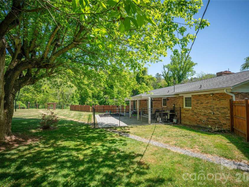 7 Lula Cove Road, Weaverville, NC 28787.  MLS# CAR4399046, YatesRealty ID 35658. 